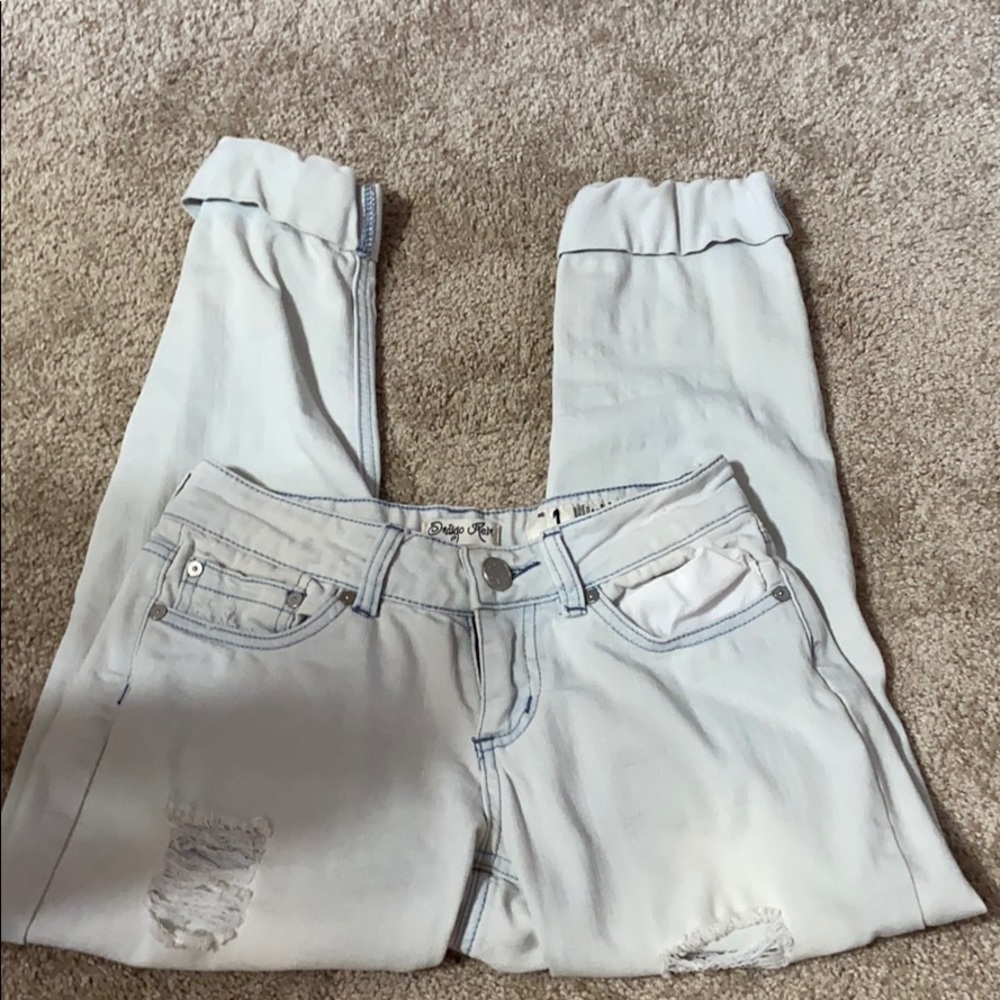 light wash capris